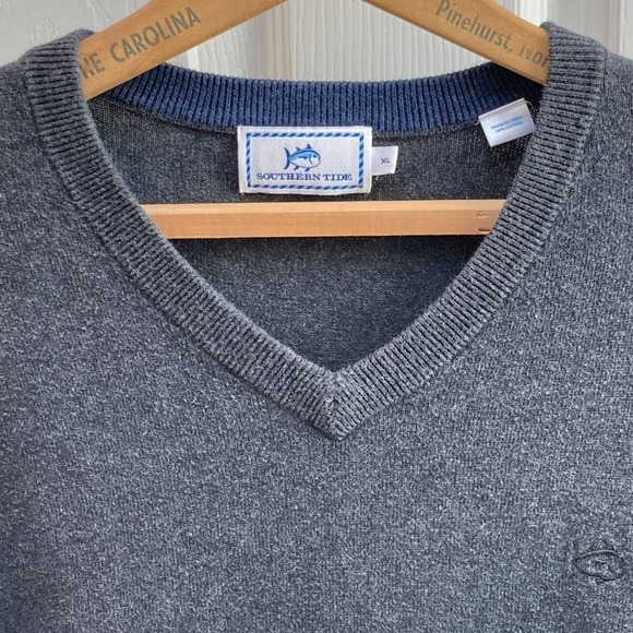 Southern Tide 100% Cotton V-Neck Sweater Size XL - Picture 3 of 5